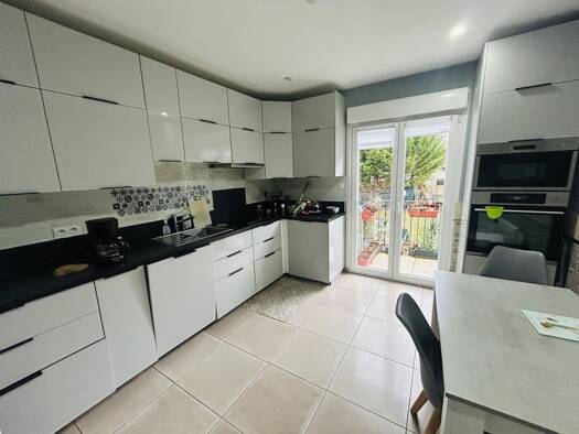 Maison à vendre 228 000 € 6 pièces 4 chambres 104 m² 400 m² de terrain Centre Ville Belfort 90000