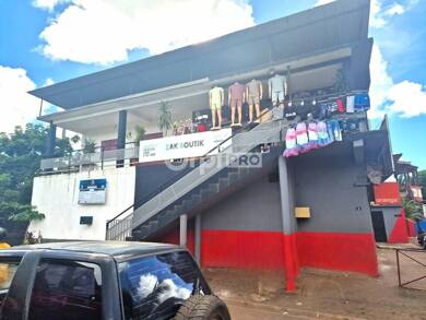 Magasin à louer 1 800 € 74 m² de surface de vente Tsingoni 97680