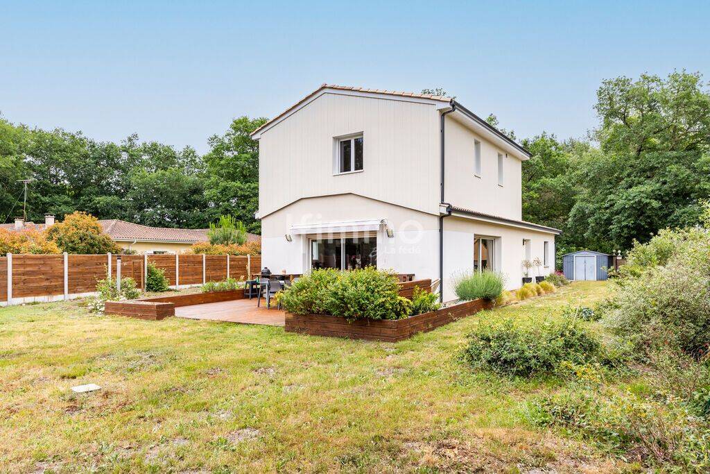Maison 7 pièces 144 m² · à Saucats · 144 m² · 490 000 €