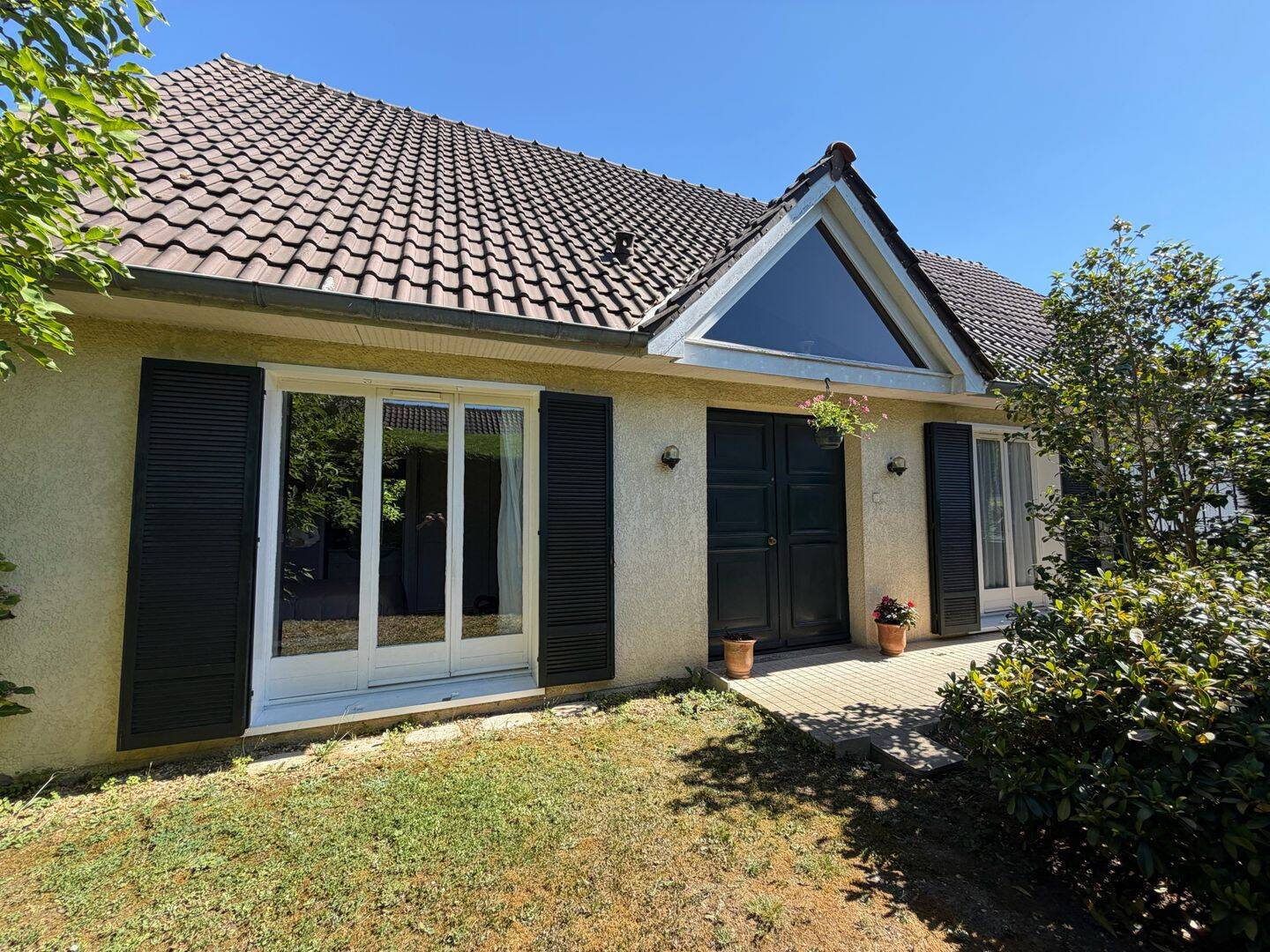 Maison 7 pièces 180 m² · à La Queue-en-Brie · 180 m² · 470 000 €