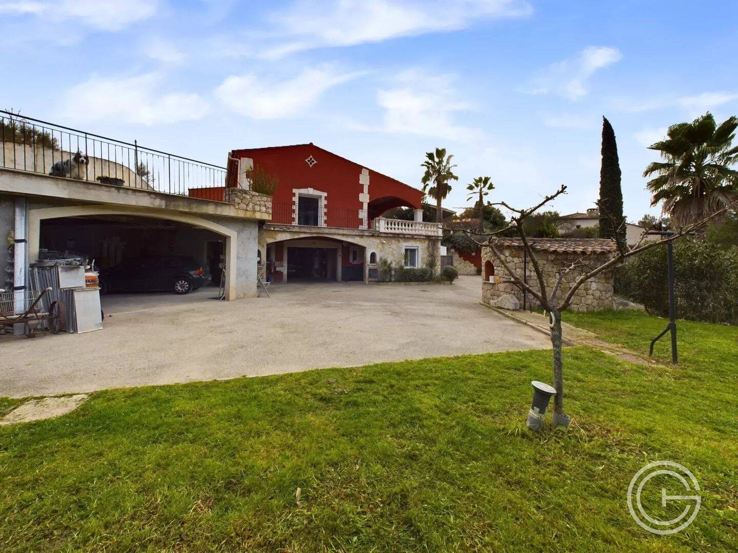 Maison 10 pièces 265 m² · à Contes · 265,4 m² · 725 000 €