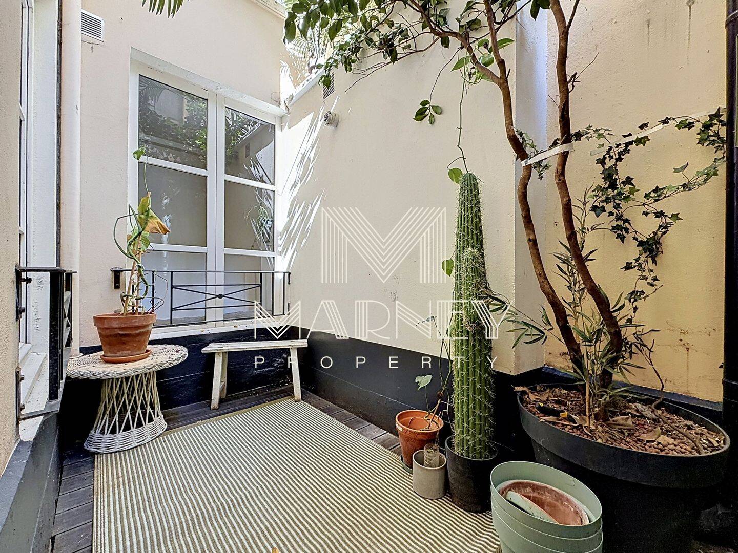 Appartement 3 pièces 57 m² · à Paris 9ème Arrondissement · 57 m² · 715 000 €