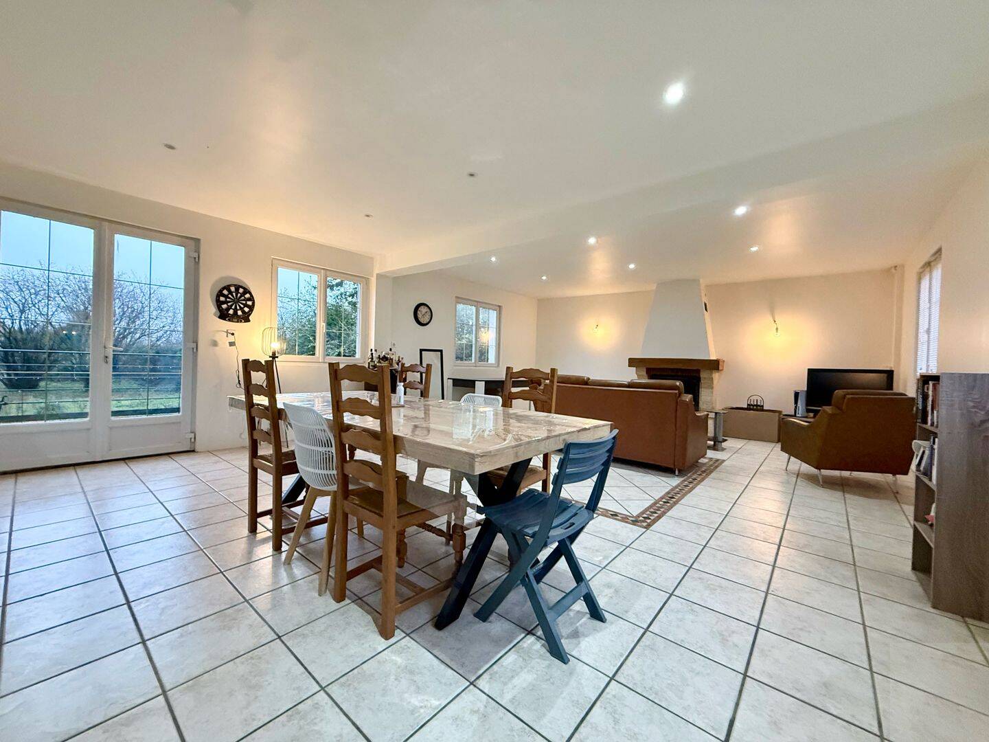 Maison 6 pièces 163 m² · à Le Plessier-Rozainvillers · 163 m² · 238 000 €