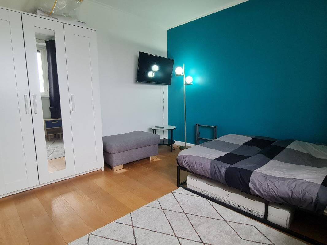 Appartement 7 pièces 15 m² · à Tourcoing · 15 m² · 340 €/mois
