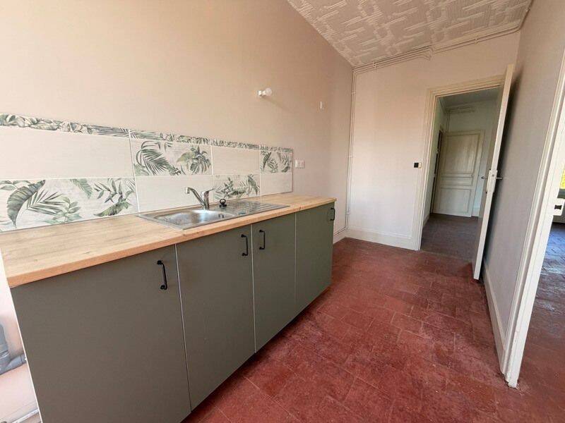 Appartement 2 pièces 65 m² · à Vierzon · 65,2 m² · 530 €
