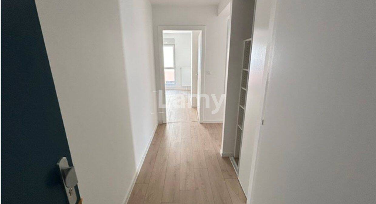 Appartement 3 pièces 62 m² · à Mulhouse · 61,6 m² · 903 €