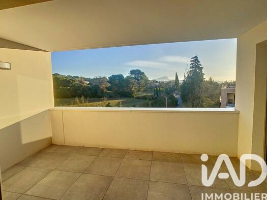 Appartement à vendre 370 000 € 3 pièces 2 chambres 64 m² Étage 3/4 Saint Mitre les Granettes Pey Blanc Aix-en-Provence 13090