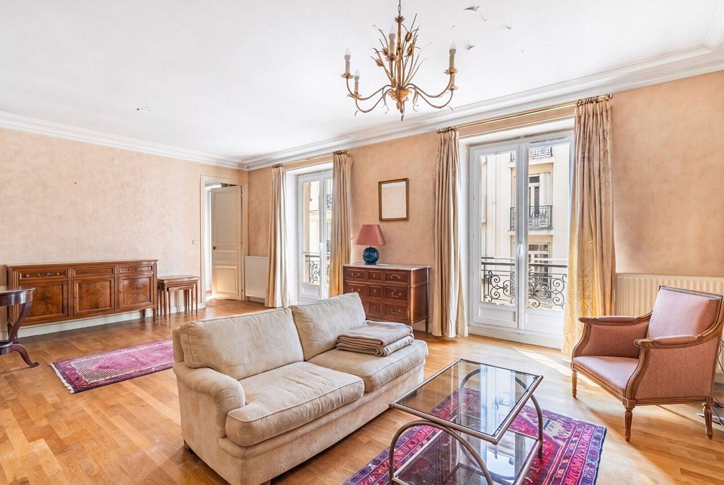 Appartement 4 pièces 84 m² · à Paris 17ème Arrondissement · 84,5 m² · 900 000 €
