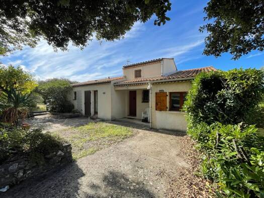 Villa à vendre 295 000 € 4 pièces 3 chambres 130 m² 1 740 m² de terrain Salavas 07150