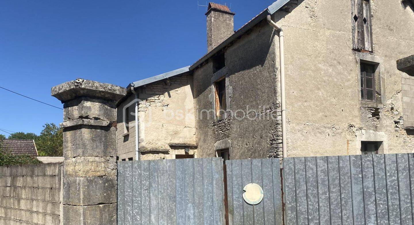Maison 4 pièces 124 m² · à Orville · 123,5 m² · 85 000 €