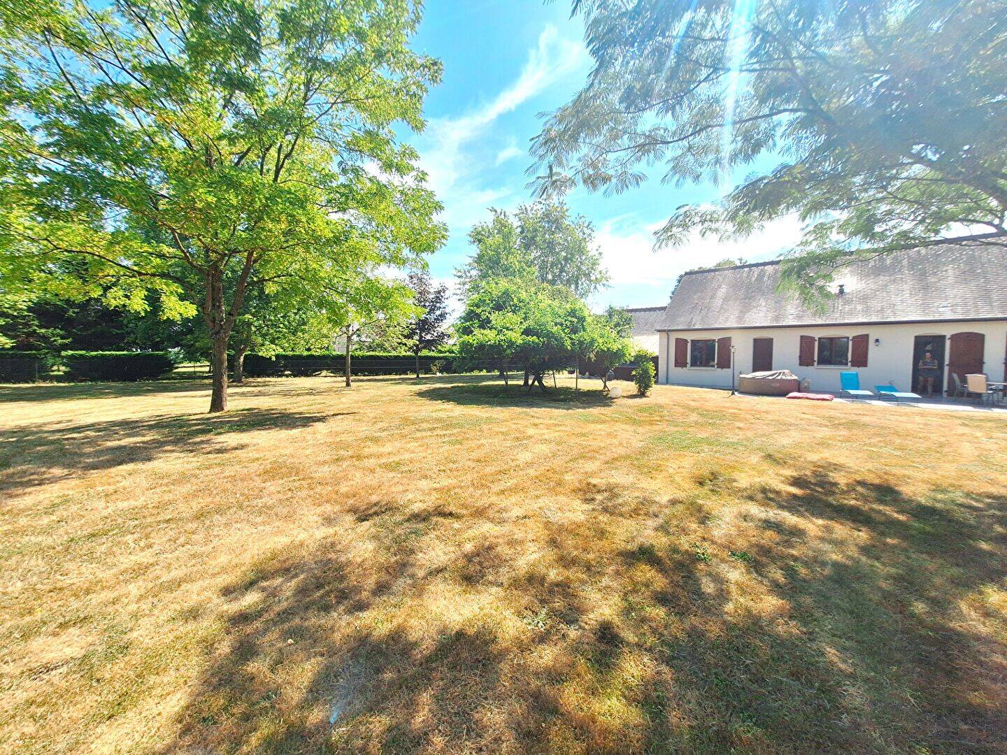 Maison 5 pièces 110 m² · à Ambillou · 110 m² · 299 000 €