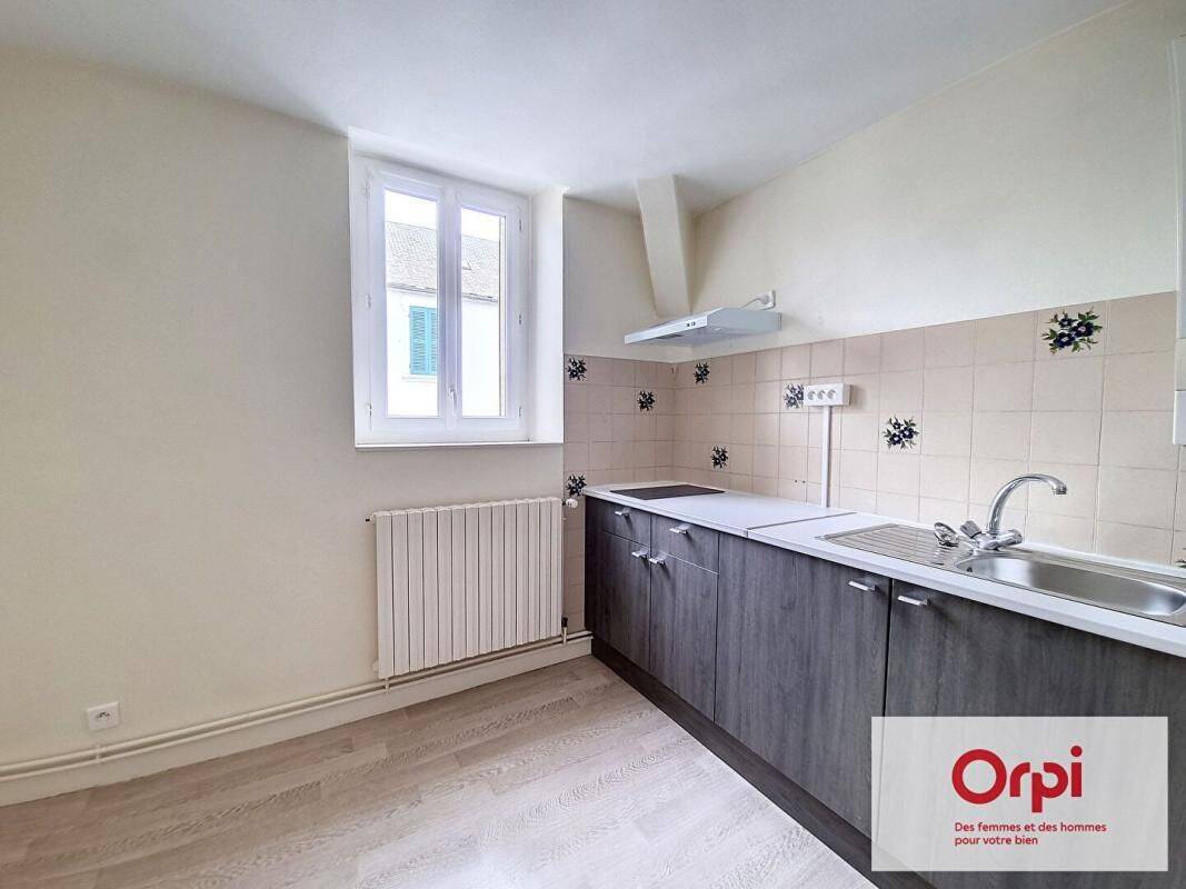 Appartement 2 pièces 37 m² · à Néris-les-Bains · 36,9 m² · 350 €/mois