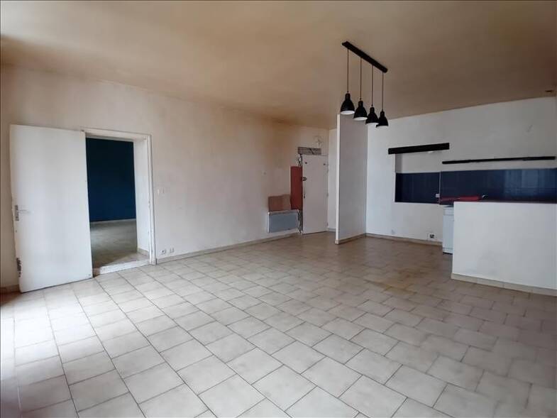 Appartement à louer 475 € 2 pièces 1 chambre 60 m² 2ème étage Saint-Ambroix 30500