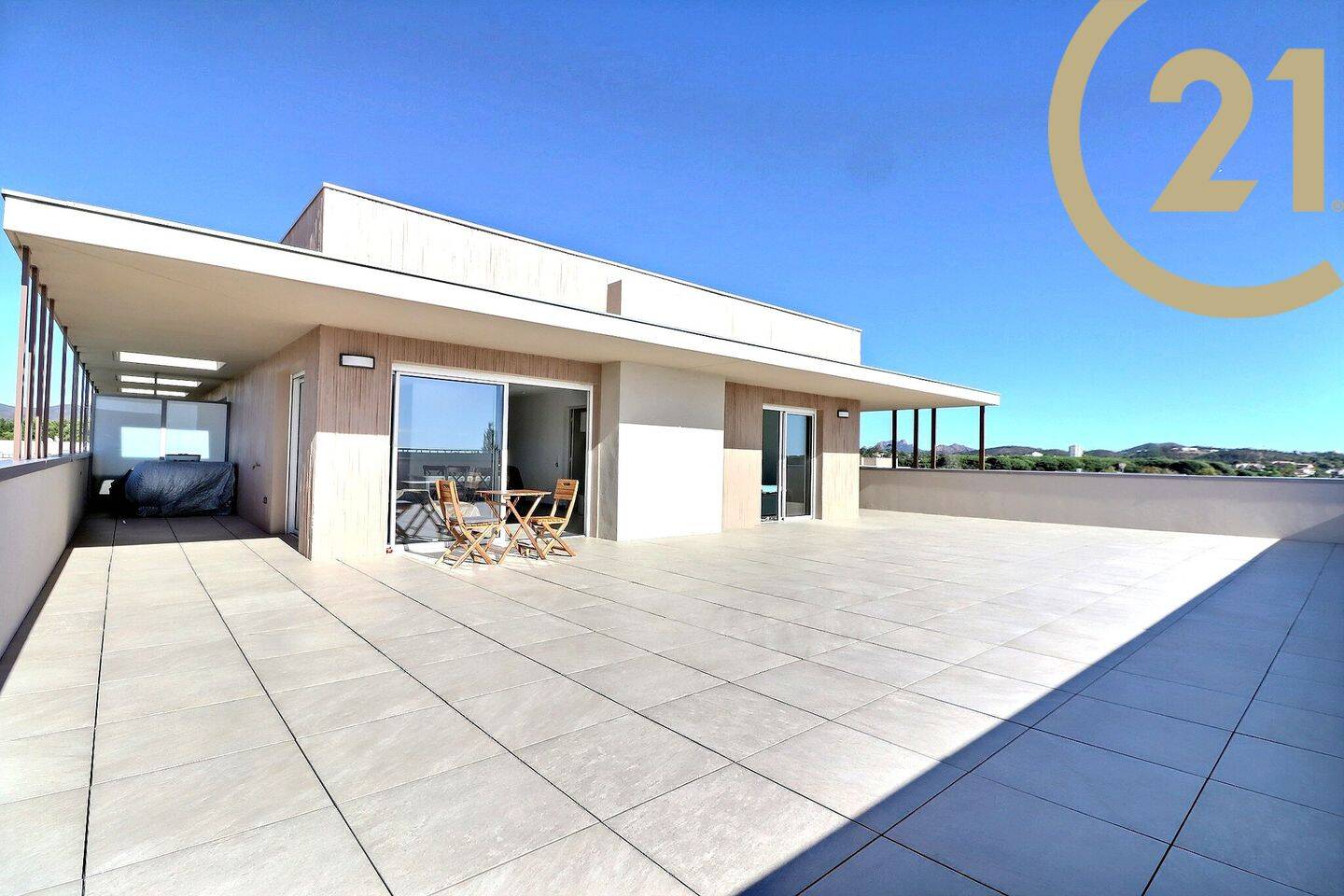 Appartement 4 pièces 87 m² · à Fréjus · 86,5 m² · 620 000 €