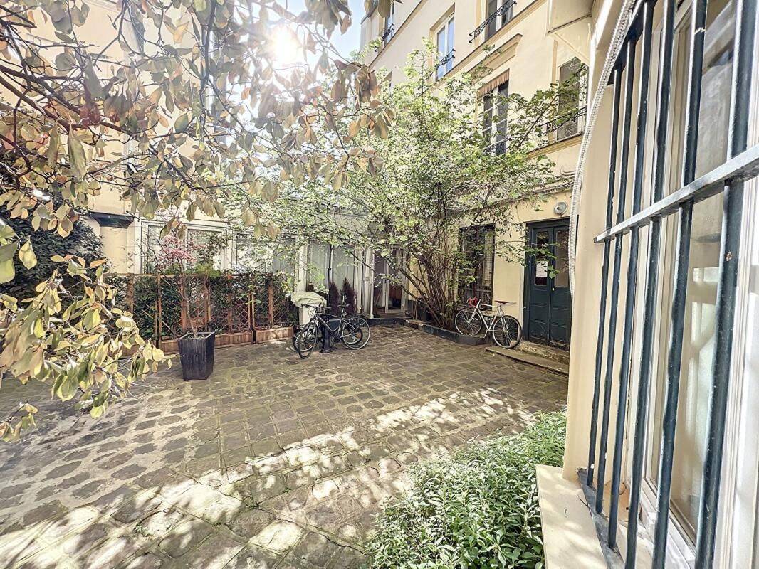 Appartement 1 pièce 20 m² · à Paris 10ème Arrondissement · 19,9 m² · 852 €/mois