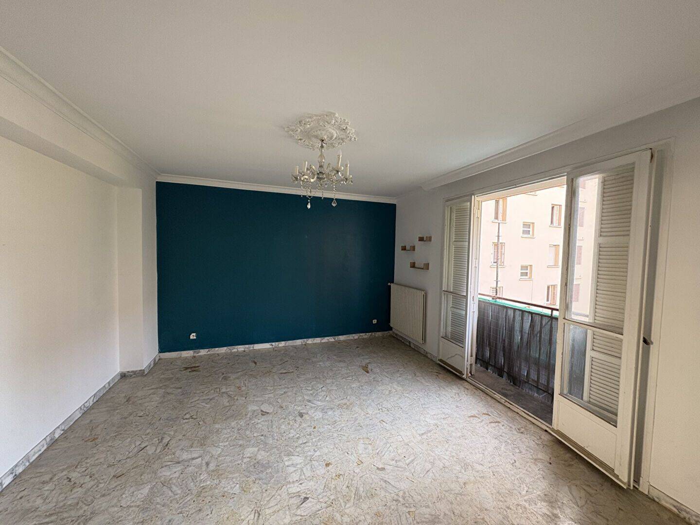 Appartement 4 pièces 82 m² · à Ajaccio · 82 m² · 200 000 €