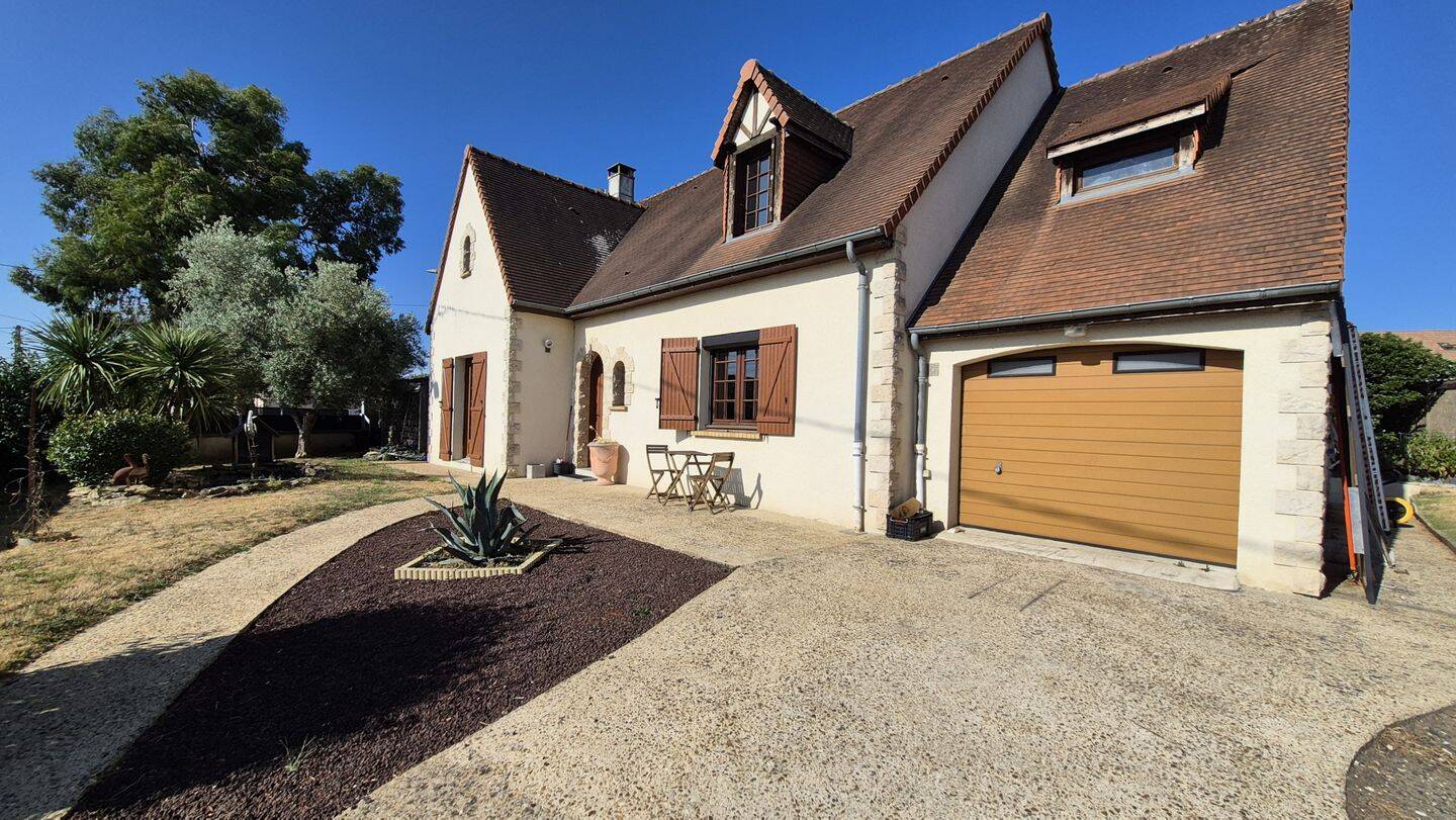 Maison 5 pièces 133 m² · à La Suze-sur-Sarthe · 133 m² · 230 000 €