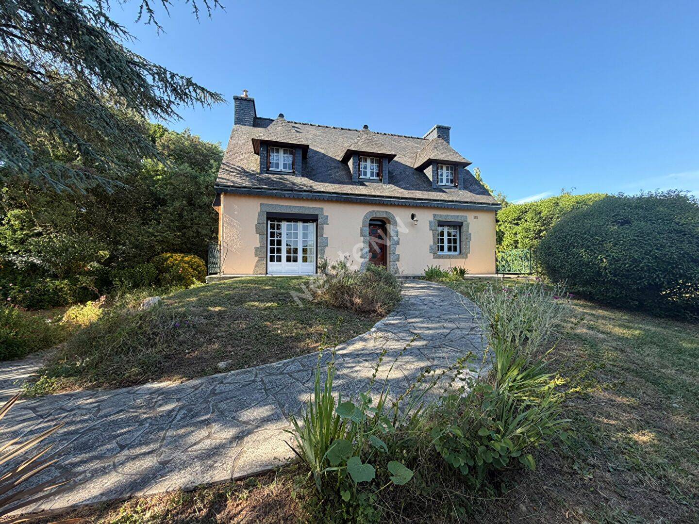 Maison 5 pièces 115 m² · à Josselin · 115 m² · 235 500 €