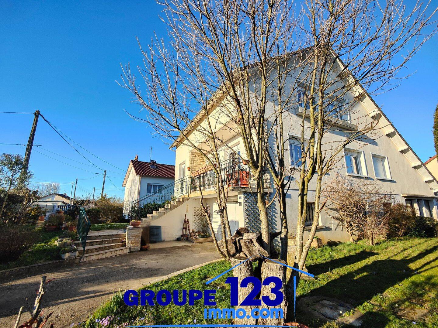 Maison 8 pièces 166 m² · à Bonnard · 166,4 m² · 214 000 €