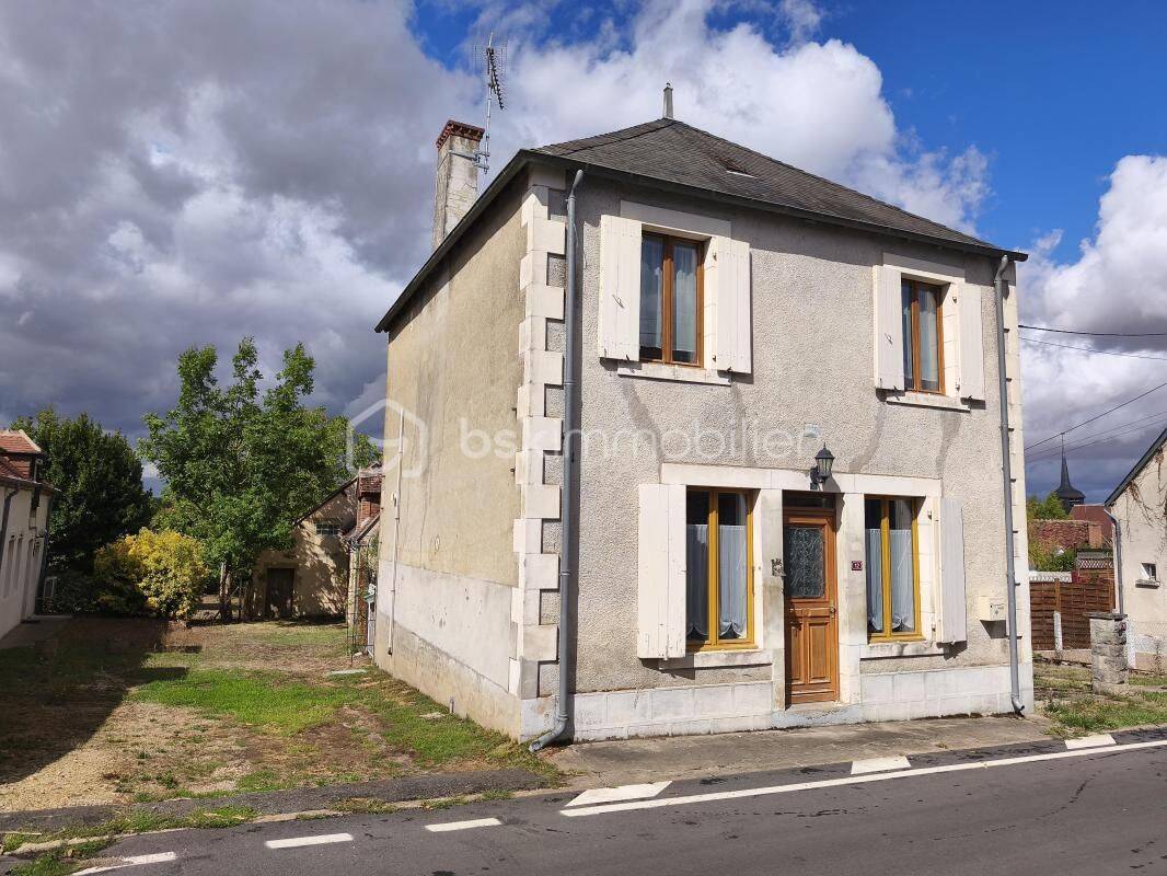 Maison 3 pièces 85 m² · à Garigny · 85 m² · 74 000 €
