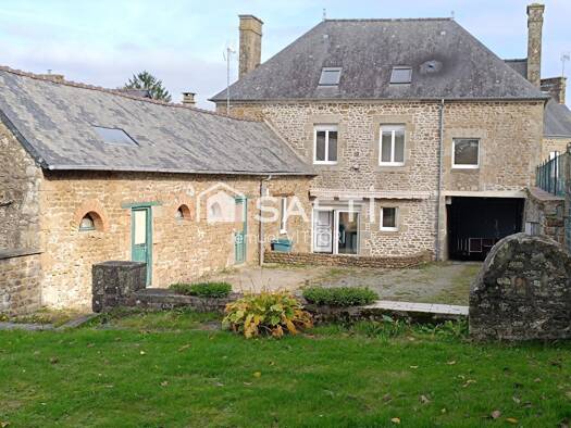 Maison à vendre 138 000 € 4 pièces 3 chambres 110 m² 1 068 m² de terrain Larchamp 53220