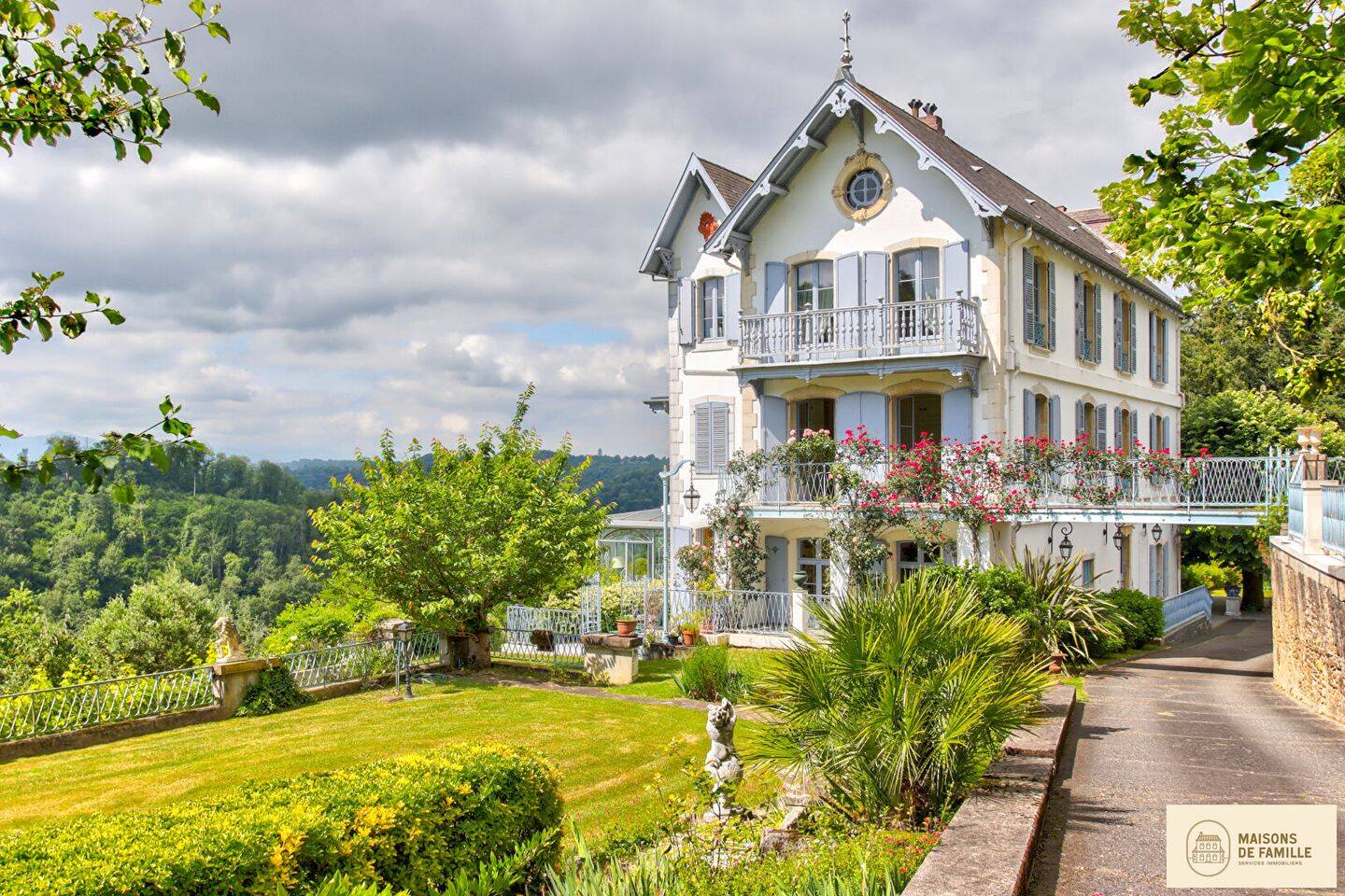 Maison 12 pièces 400 m² · à Pau · 400 m² · 1 980 000 €