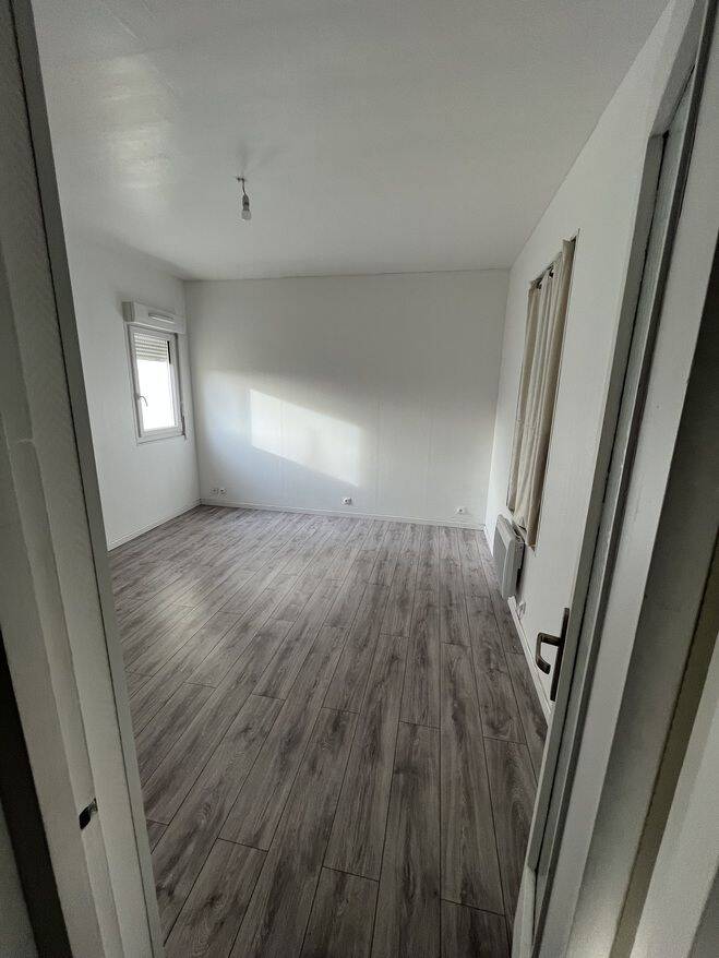 Appartement 1 pièce 24 m² · à Deuil-la-Barre · 24,3 m² · 660 €/mois