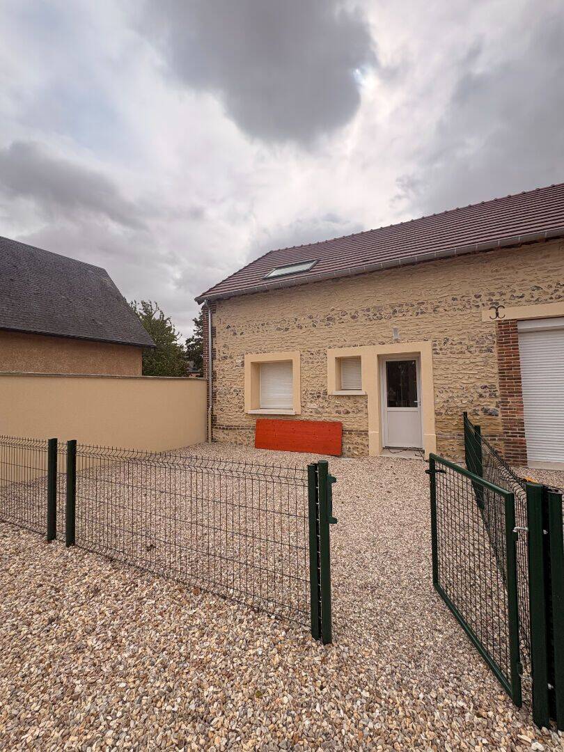 Maison 3 pièces 57 m² · à Gauciel · 56,8 m² · 805 €/mois