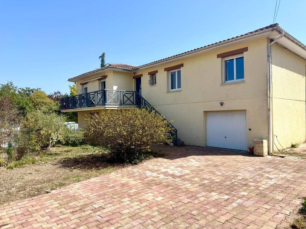 Maison 4 pièces 140 m² · à Barsac · 140 m² · 239 000 €