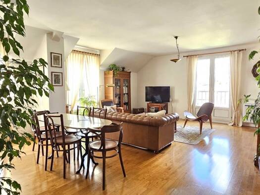 Duplex à vendre 234 000 € 4 pièces 2 chambres 72 m² Étage 3/3 Glaisieres Groslay 95410