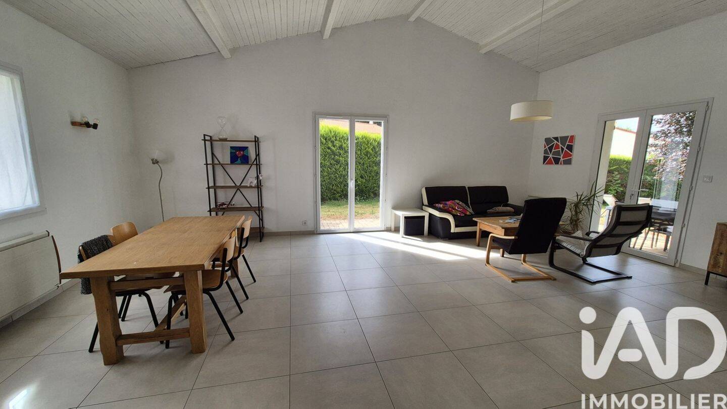 Maison 6 pièces 148 m² · à Cholet · 148 m² · 264 000 €