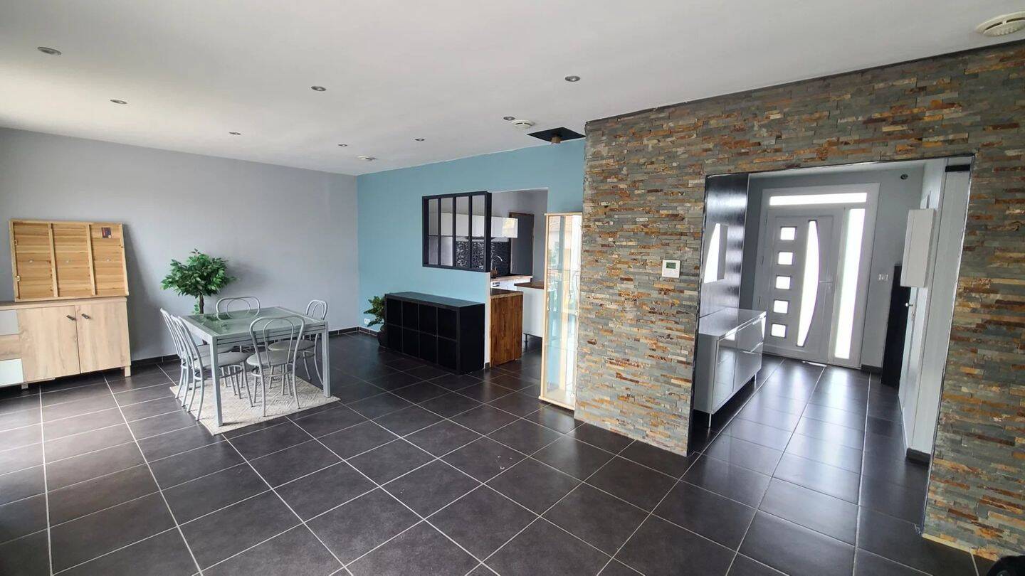 Appartement 4 pièces 95 m² · à Cournonterral · 95 m² · 1 235 €/mois