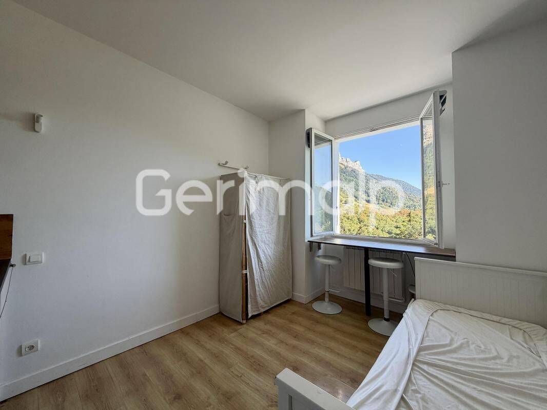 Appartement 1 pièce 13 m² · à Talloires-Montmin · 13 m² · 450 €/mois