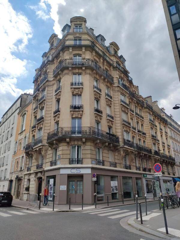 Appartement 5 pièces 114 m² · à Paris 7ème Arrondissement · 113,7 m² · 2 028 000 €