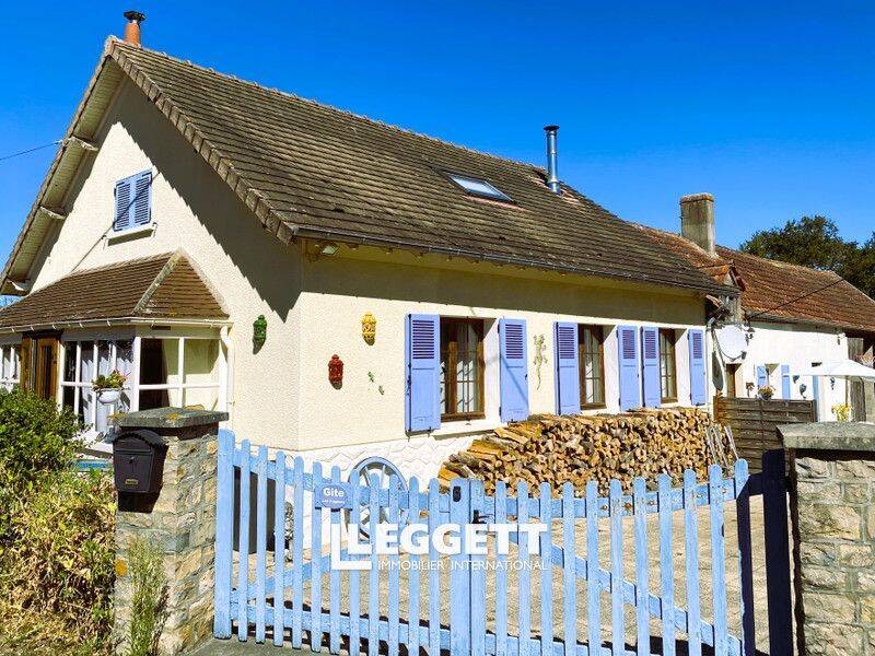 Maison 6 pièces 140 m² · à Châteaumeillant · 140 m² · 199 800 €