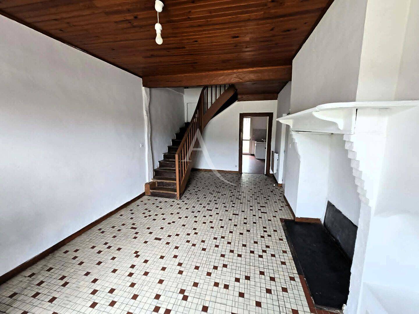 Maison 7 pièces 108 m² · à Bougue · 108 m² · 700 €
