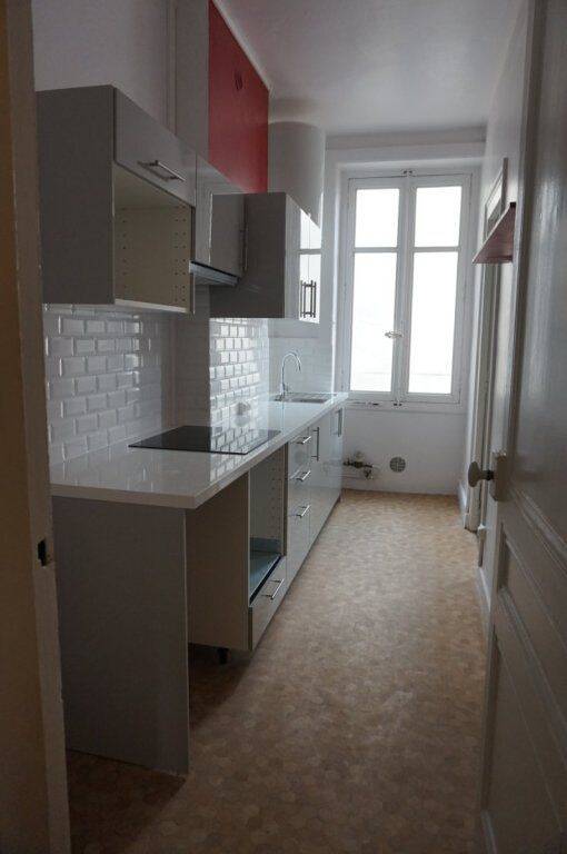 Appartement 2 pièces 58 m² · à Lyon 6ème Arrondissement · 58 m² · 876 €