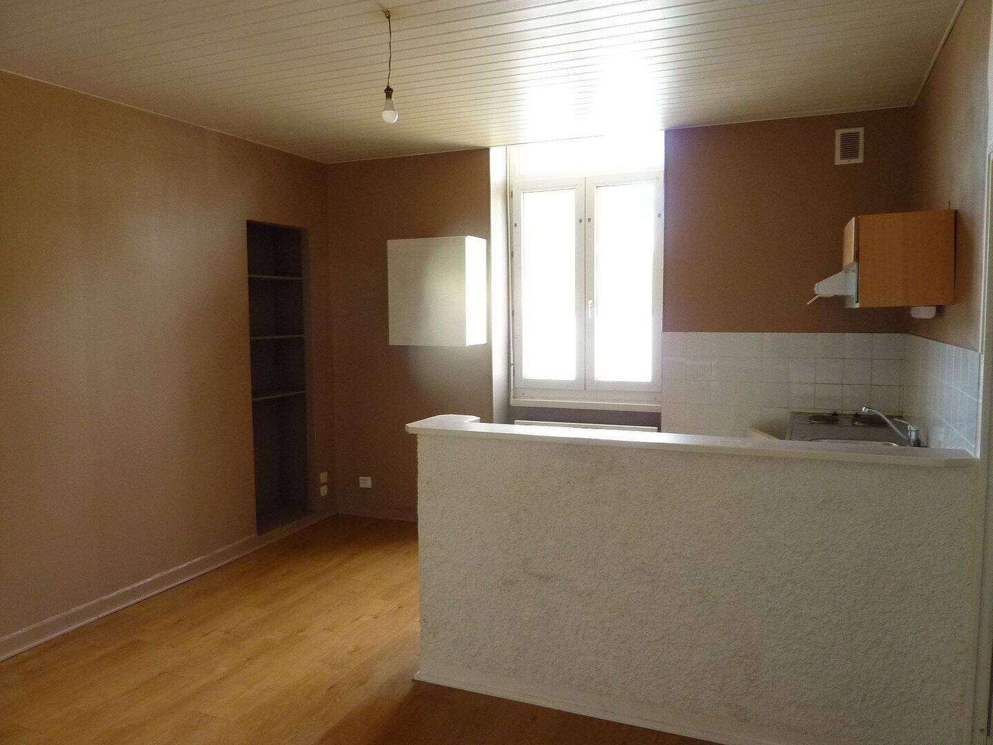 Appartement 2 pièces 45 m² · à Dijon · 45 m² · 550 €/mois