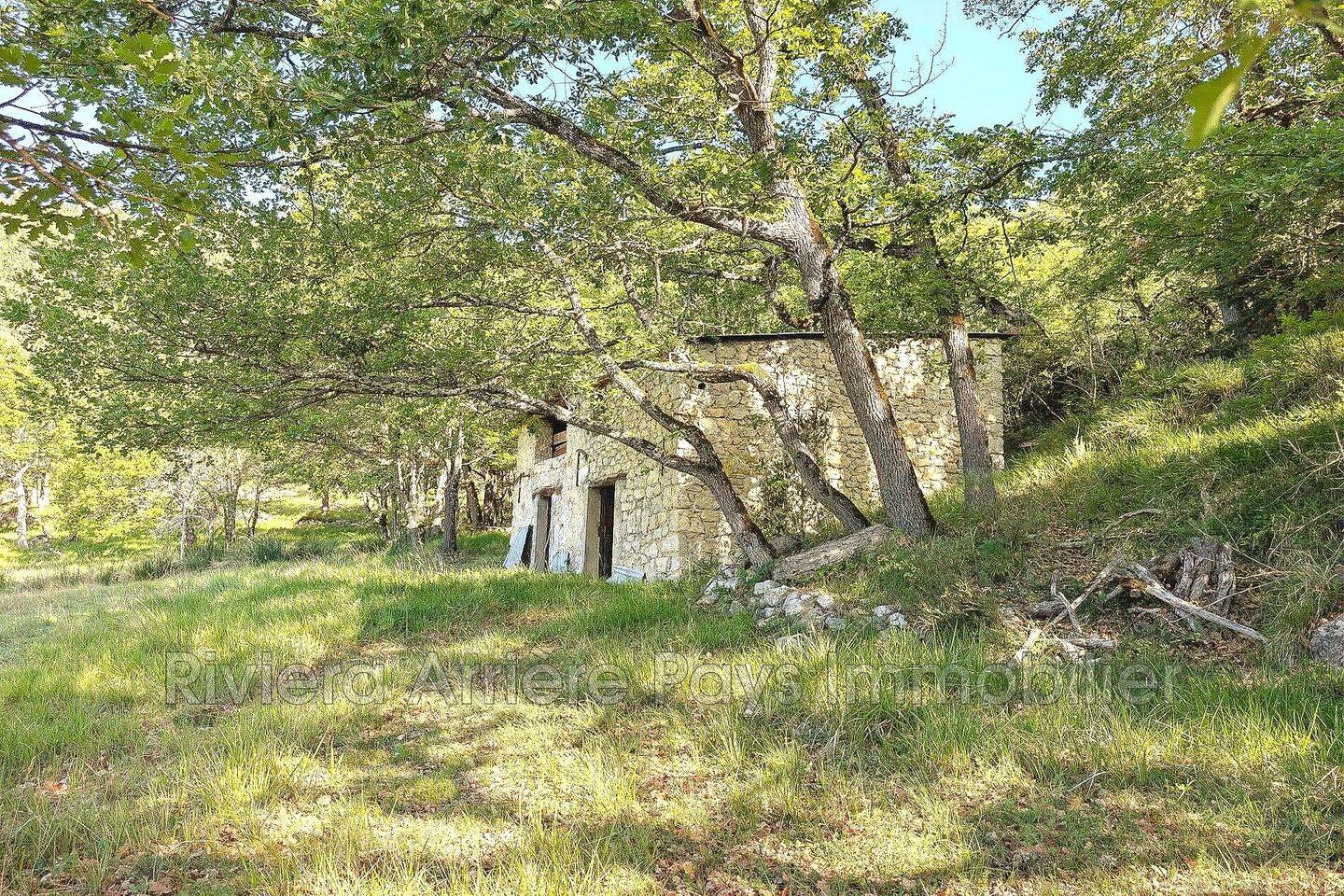 Maison 2 pièces 68 m² · à Puget-Rostang · 68 m² · 110 000 €