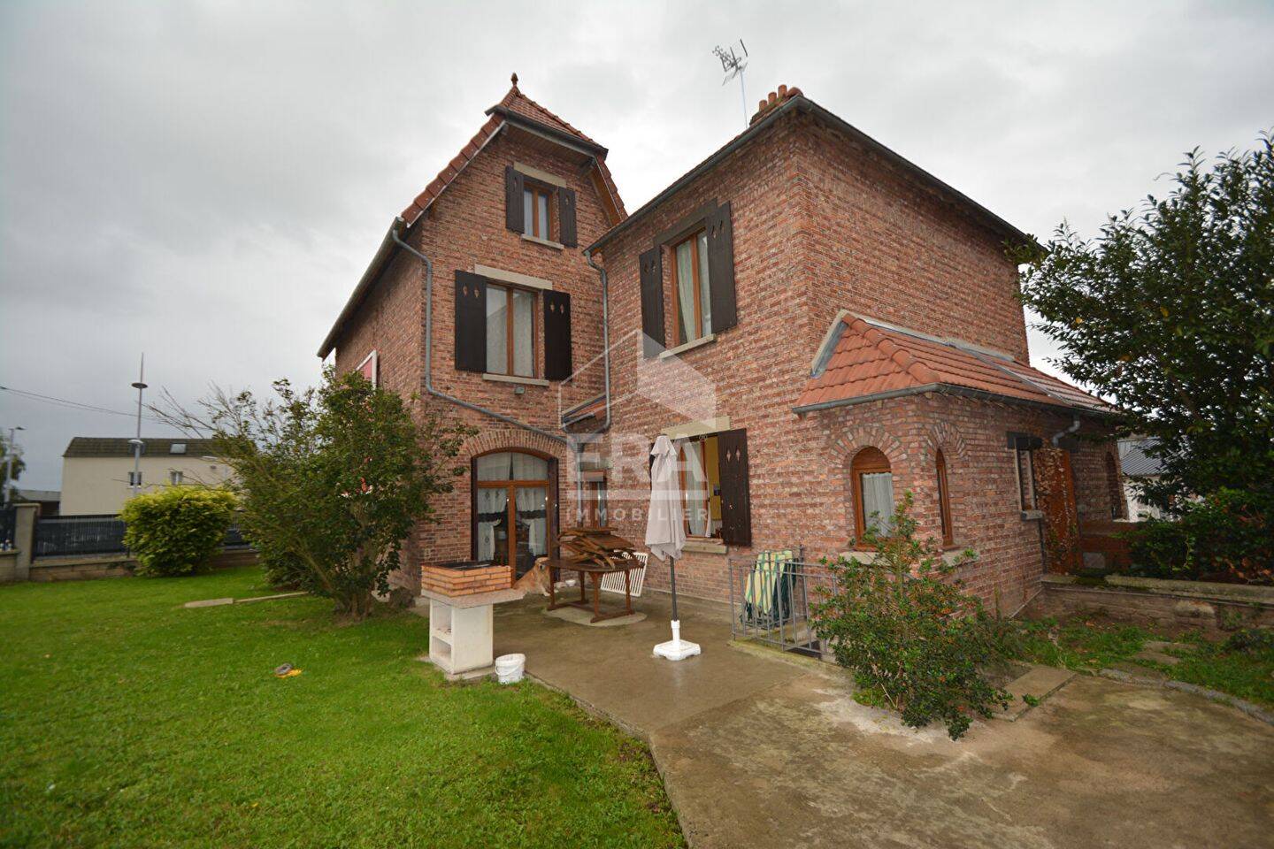 Maison 8 pièces 190 m² · à Tergnier · 190 m² · 178 000 €