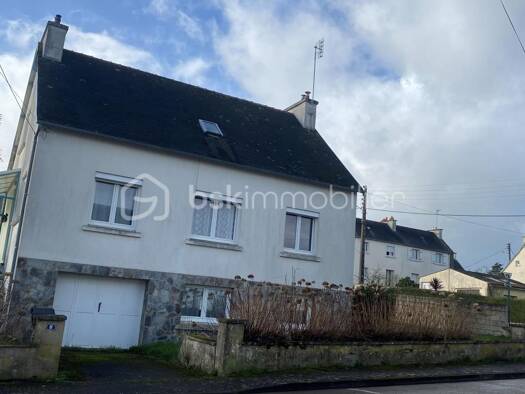 Maison à vendre 116 600 € 8 pièces 5 chambres 68 m² Châteauneuf-du-Faou 29520