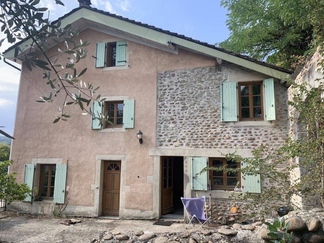 Maison 5 pièces 77 m² · à Hauterives · 77 m² · 165 000 €