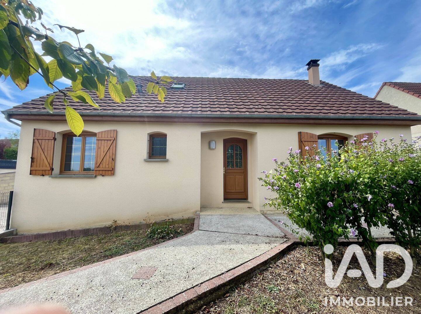 Maison 7 pièces 123 m² · à Courtois-sur-Yonne · 123 m² · 255 000 €