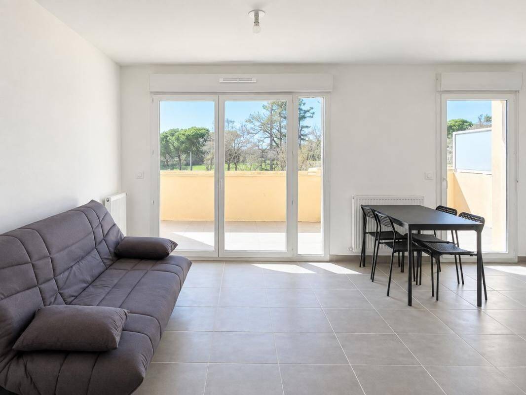 Appartement 1 pièce 30 m² · à Orange · 30 m² · 564 €/mois