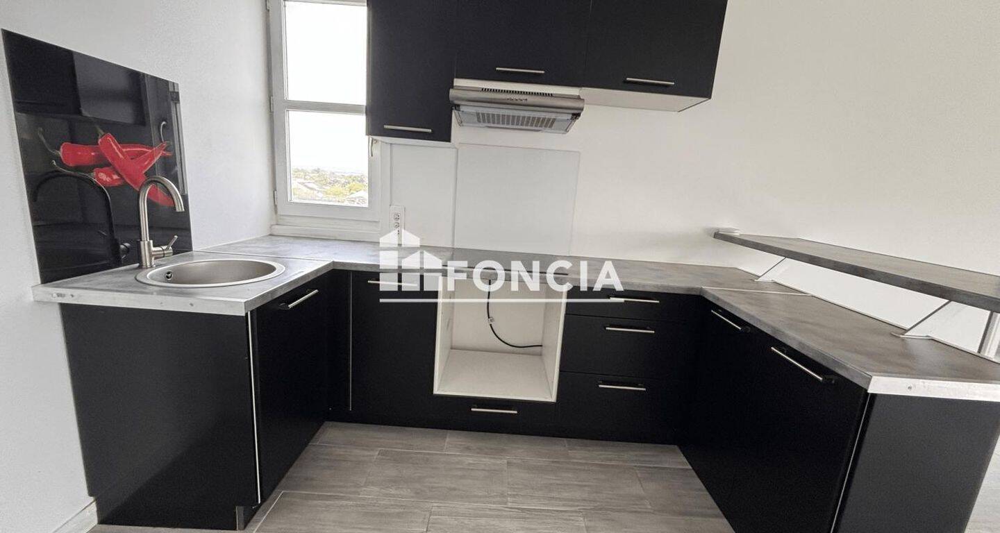 Appartement 1 pièce 38 m² · à Cergy · 37,7 m² · 725 €/mois