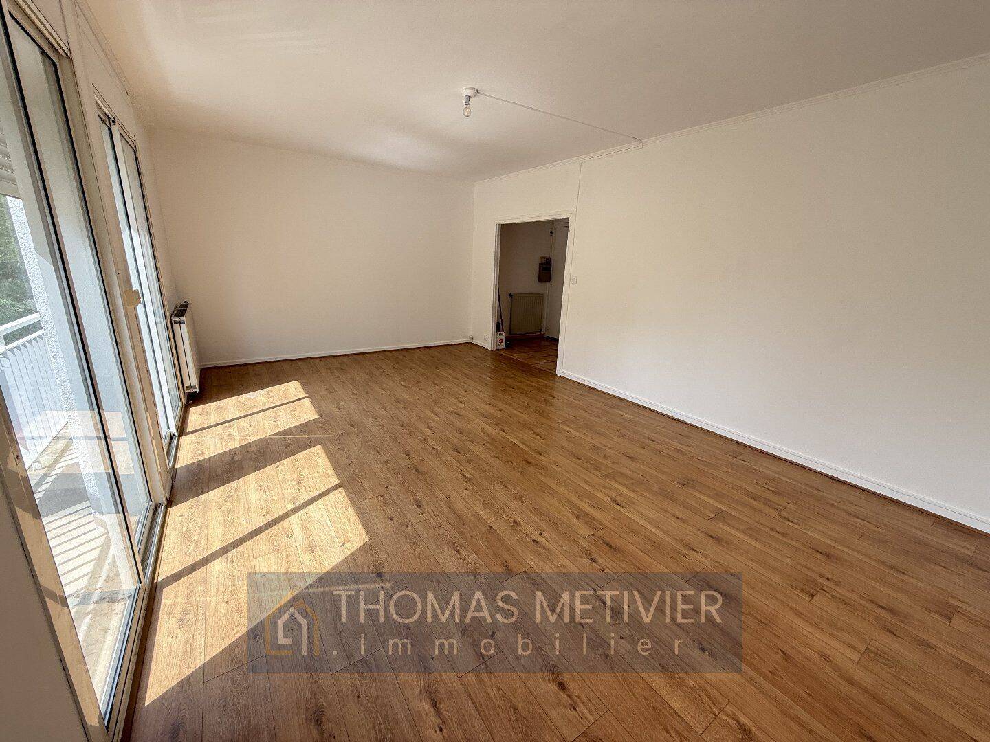 Appartement 3 pièces 106 m² · à Béziers · 106 m² · 143 000 €