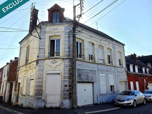 Immeuble à vendre 99 000 € 221 m² Centre Le Cateau-Cambrésis 59360