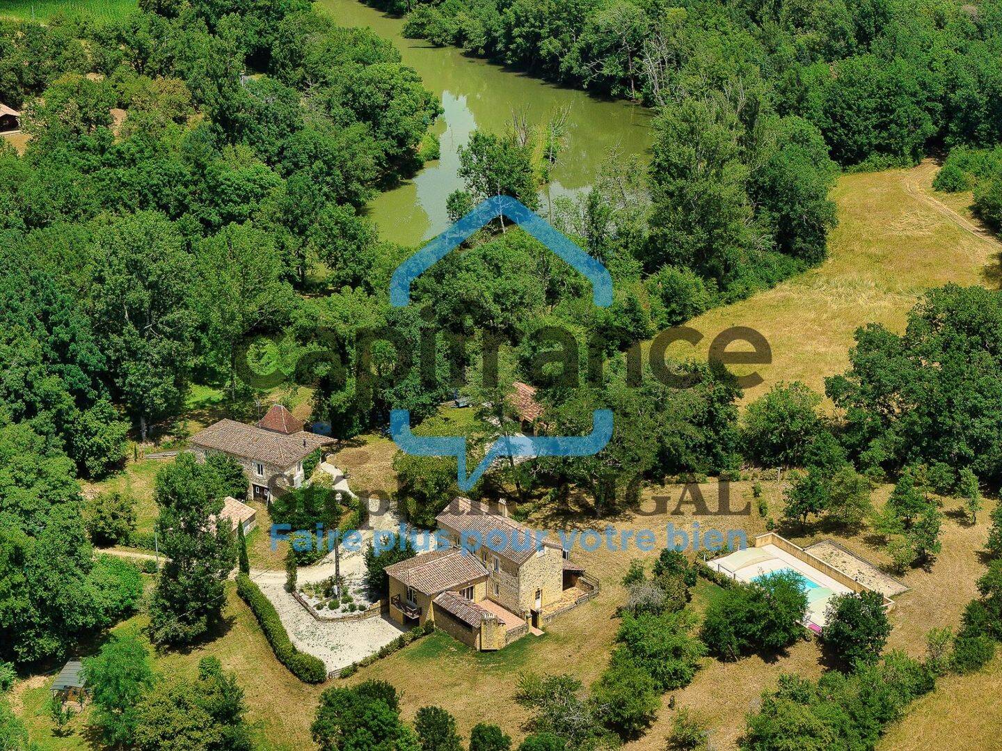 Maison 6 pièces 255 m² · à Paulhiac · 255 m² · 699 000 €