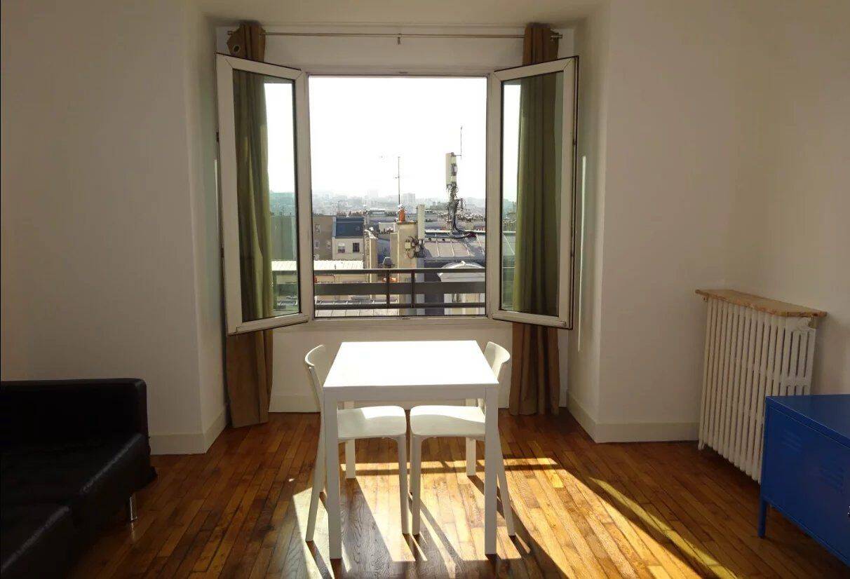 Appartement 2 pièces 50 m² · à Paris 10ème Arrondissement · 50,1 m² · 1 630 €