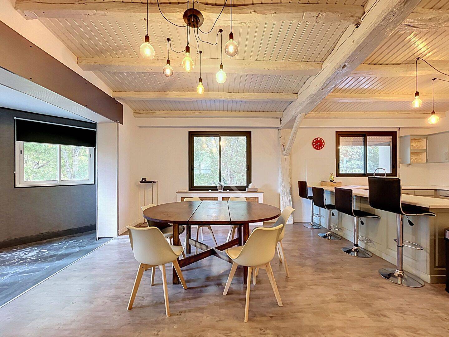 Maison 5 pièces 206 m² · à Cholet · 206,2 m² · 1 500 €/mois